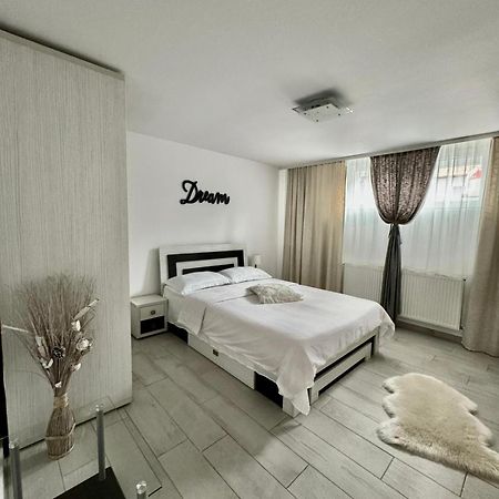 La Relax Braşov Exterior foto